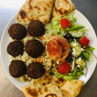 Dinner Falafel Platter